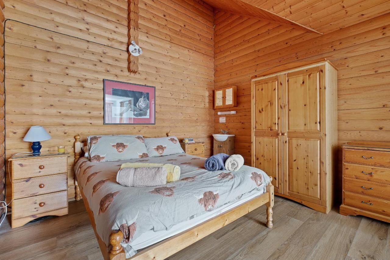 Вилла Finest Retreats - The Logs Форт-Уильям Экстерьер фото
